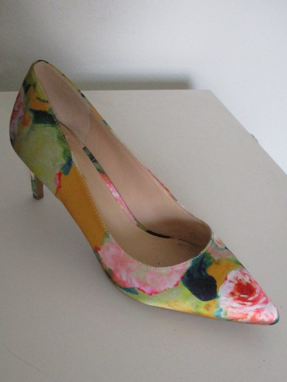 Nine West Womens Multicolor Floral Satin 2.5" Heel Pump NWOB - Size 7.5M